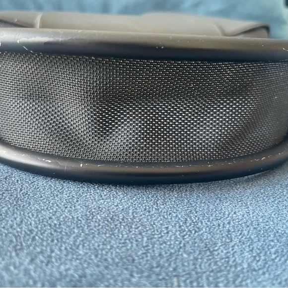 Authentic Apple AirPod Pro Max. Apple Care covered through 6/10/24. - Picture 7 of 8